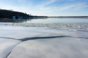 Berlin, Wannsee, Blick zur Insel Schwanenwerder, Eisschollen Berlin, Wannsee, Blick zur Insel Schwanenwerder, Eisschollen